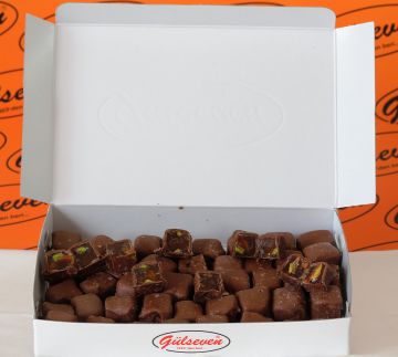 Antep Fıstıklı Sütlü Çikolata Kaplı Lokum 500Gr
