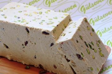 Antep Fıstıklı Tahin Helvası 500Gr